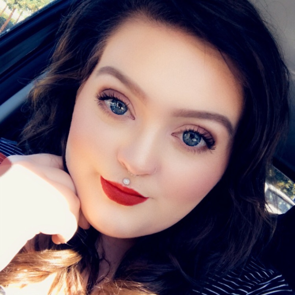 Meet Your Posher, Kendra 💖